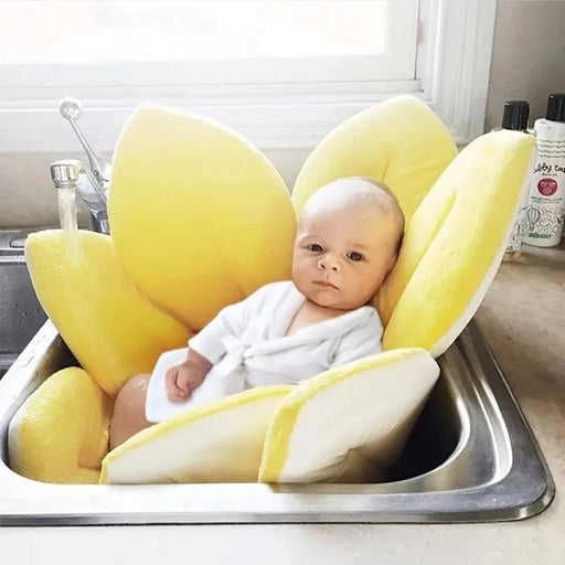 Floral Fantasy™ Newborn Bath Mat – Elevate Bath Time Serenity