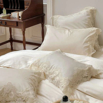 Romantic Chic French Lace Bedding Ensemble - Luxurious 1000TC Egyptian Cotton Duvet Cover, Sheets & Pillowcases Set
