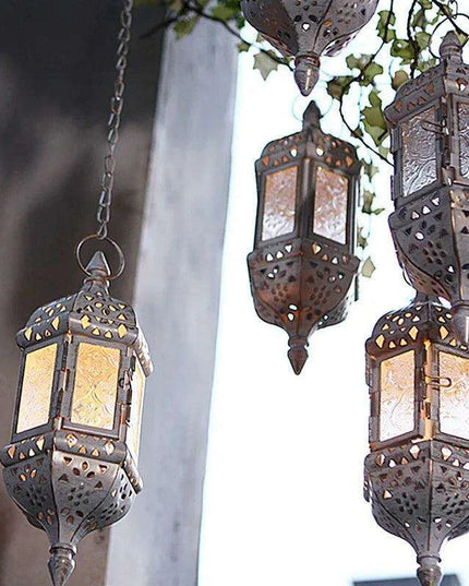 Enchanting Metal Lanterns for Tranquil Outdoor Settings