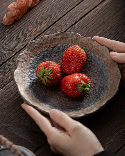 Elegantly Gilded Floral Tea Tray for Yixing Teapots - Beautiful Ceramic Mat for Refined Tea Ceremonies