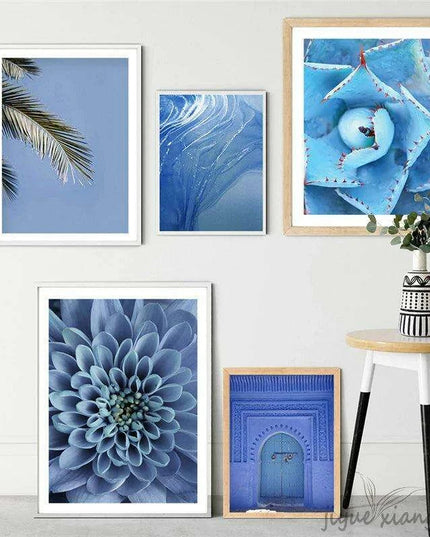 Coastal Serenity: Palm Leaf Canvas Art for Relaxing Home Decor