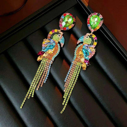 Bold Vintage-Inspired Tassel Earrings - A Must-Have Statement Piece for Fashion Enthusiasts