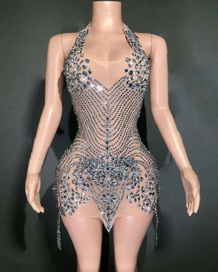 Radiant Rhinestone-Embellished Halter Neck Evening Gown with Opulent Mesh and Velvet Accents