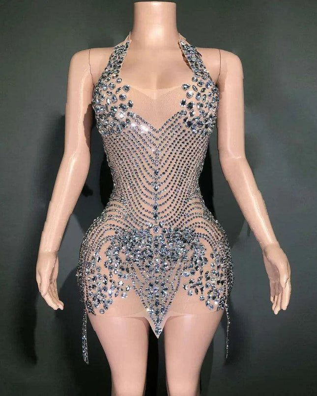 Radiant Rhinestone-Embellished Halter Neck Evening Gown with Opulent Mesh and Velvet Accents