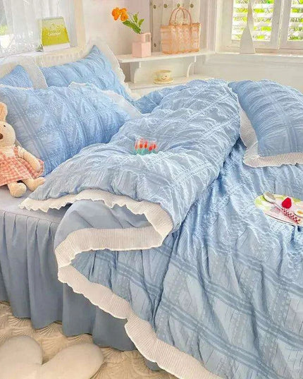 Elegant Ruffled Cotton Seersucker Bedding Set for Women - Solid Color Comforter Cover with Coordinating Bed Skirt, Available in King and Queen Sizes