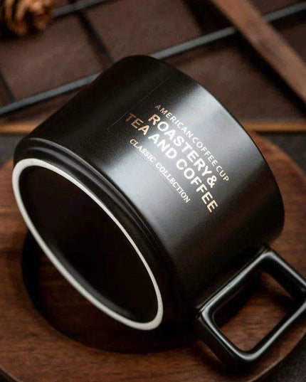 Classic American Elegance: Ceramic Coffee Mug Set with Walnut Holder and Gift Box