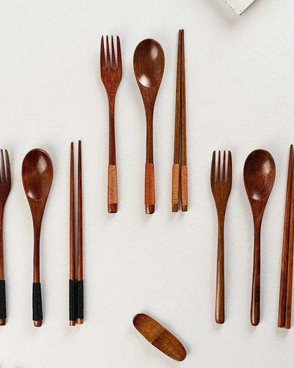 Sleek Wooden Utensils Set for Effortless Gourmet Cooking