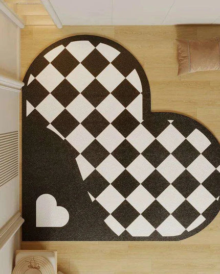Chic Heart-Shaped Welcome Mat - A Touch of Elegance for Your Home