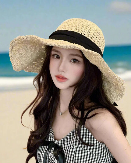 Elegant Women's Travel-Friendly Straw Sun Hat with Wide Brim for Enhanced Summer Protection