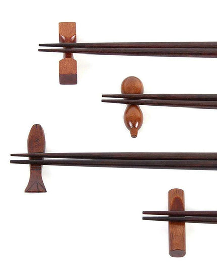 Charming Pillow-Shaped Wooden Chopstick Holder - Elegant Japanese Dining Essential