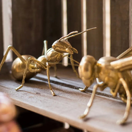 Resin Handicraft Golden Insect Bees Mantis Ant Artificial Sculpture Decorative Figurines Home Decoration Accessories resin-handicraft-golden-insect-bees-mantis-ant-artificial-sculpture-decorative-figurines-home-decoration-accessories