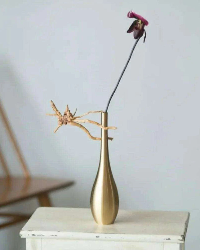 Luxurious Handcrafted Bronze Floral Vase - Timeless Elegance for Home Decor