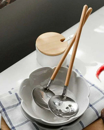 Stylish Long-Handled Japanese Wooden Ladle - Perfect for Soups and Hot Pot