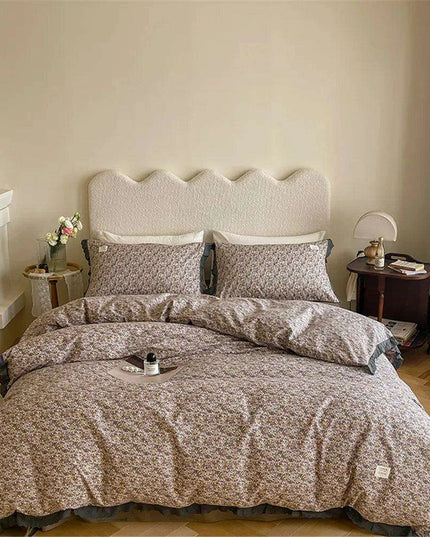 Vintage Lace Floral Egyptian Cotton 4-Piece Bedding Set with Shams