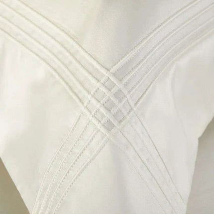 Luxurious Satin Tencel Bed Sheet and Quilt Cover Set with Pillowcases - 4 Piece Skin-Friendly Collection