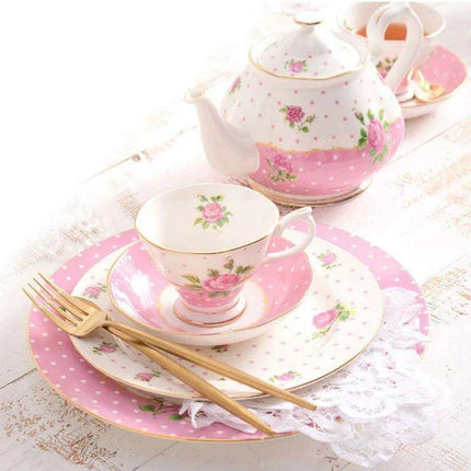 Nordic Floral Elegance: Bone China Tea Party Set for Luxurious Gatherings