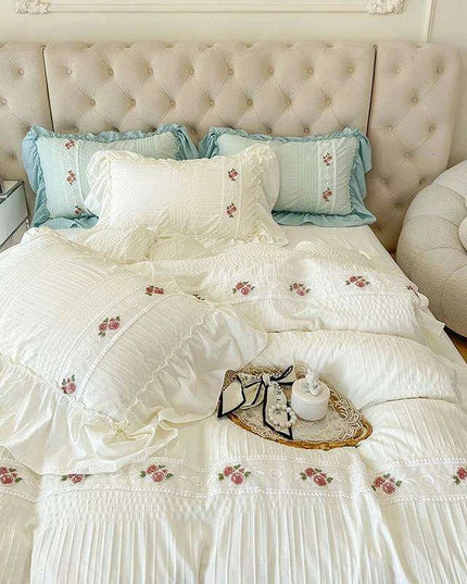 Elegant Seersucker Lace Ruffle Bedding Set