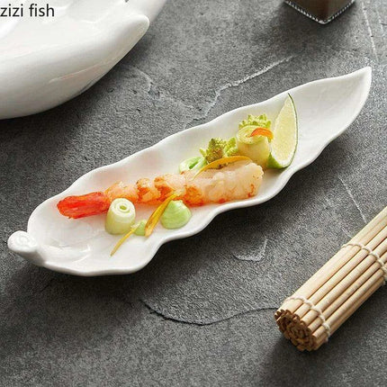 Elegant White Ceramic Dinnerware Set for a Luxurious Dining Experience
