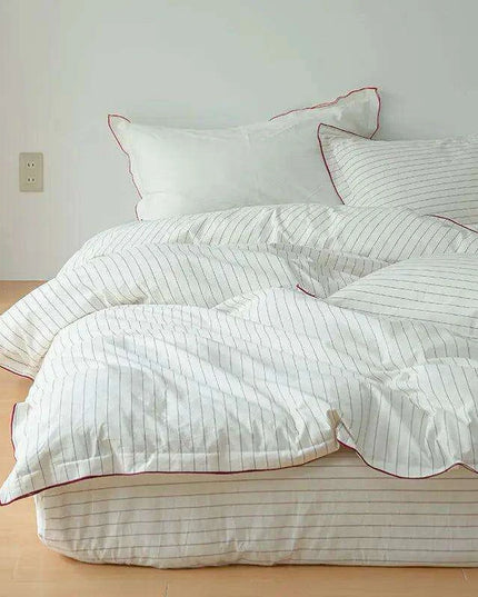 Mint Green Washed Cotton 4-Piece Bedding Set - Chic Duvet Cover for Dorm Rooms and Student Living