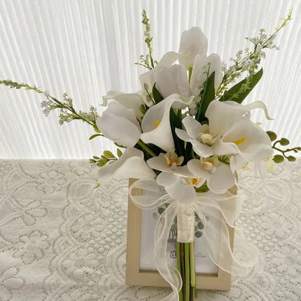 Favor Wedding Store White Artificial Calla Lily Bouquet - Elegant Brid