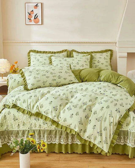 Chic Floral Ruffle Queen Bedding Set