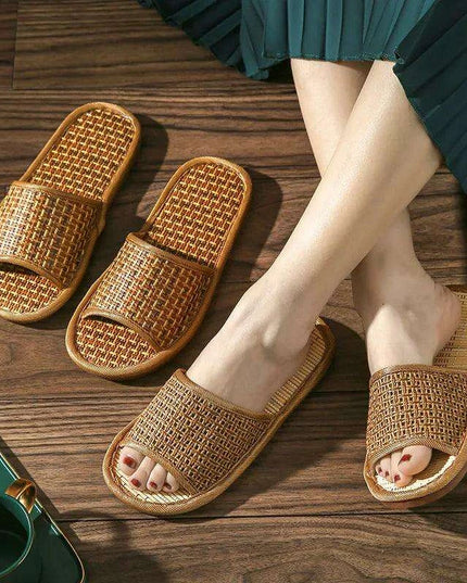 Unisex Comfortable Bamboo Woven Sandals - Non-Slip Rattan Grass Slippers for Spring and Summer