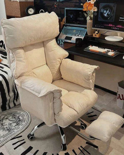 Sleek Nordic Leather Ergonomic Recliner - The Perfect Blend of Comfort for Gaming and Leisure