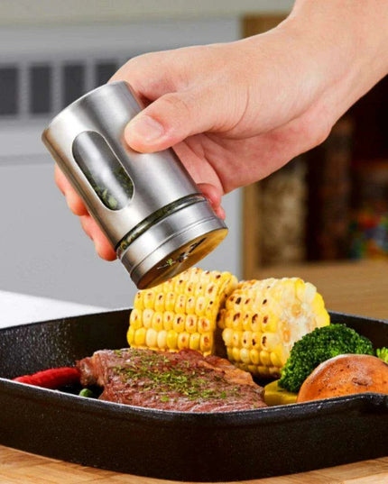 Seasoning on the Go: Portable Glass Salt Shaker for Instant Flavor Boost