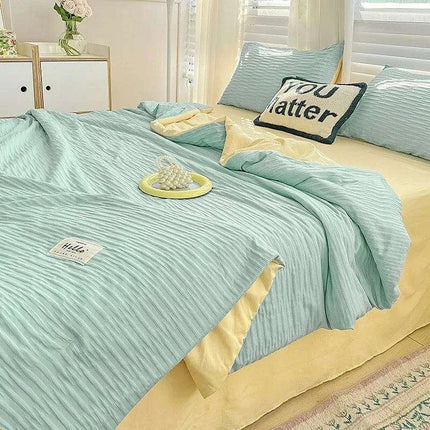 Double-Sided Cooling Comforter: Lightweight Reversible Summer Quilt