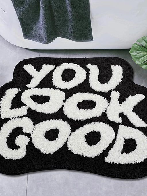 Uplifting Monogrammed Microfiber Bath Mat for a Joyful Bathroom Experience