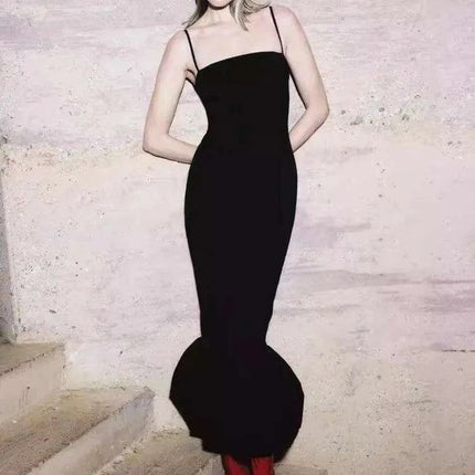 Sleek Black Spaghetti Strap Fishtail Evening Dress - High Waist Glamour for Women