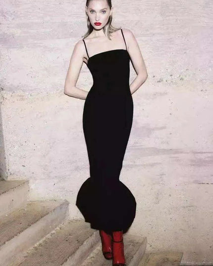 Sleek Black Spaghetti Strap Fishtail Evening Dress - High Waist Glamour for Women