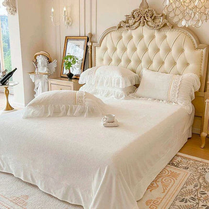 Luxury Velvet Fleece Princess Bedding Set with Elegant Lace Ruffles, Cozy Duvet Cover, Sheets, and Pillowcases