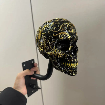 Skull Motorcycle Helmet Wall Mount – Retro Resin Display Bracket & Home Decor