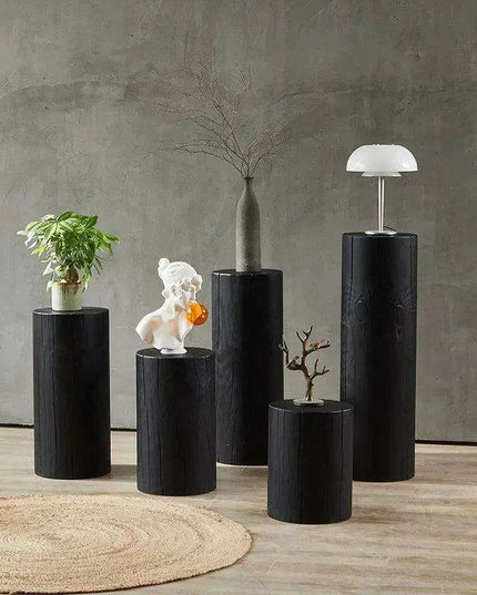 Nordic-Inspired Black Round Wooden Coffee Table: Stylish Side Table for Modern Living Spaces