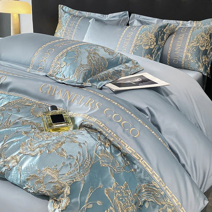 Decrohome Luxury Cotton Bedding Set - Embroidered Quilt Cover & Sheets