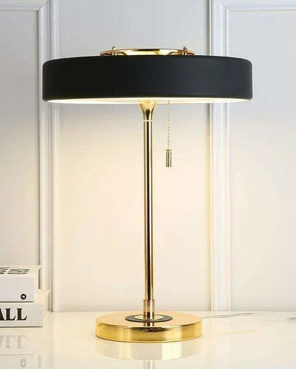 Sleek Scandinavian LED Desk Lamp - Modern Illumination for Any Environment