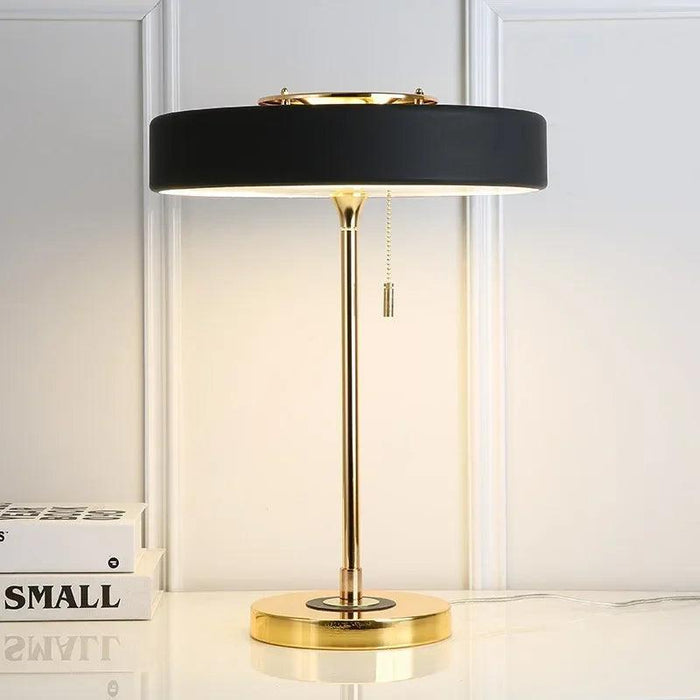 Sleek Scandinavian LED Desk Lamp - Modern Illumination for Any Environment