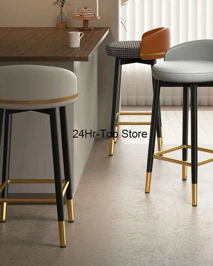Sleek Scandinavian Leather Gaming and Vanity Stool - Trendy Seating for Modern Interiors