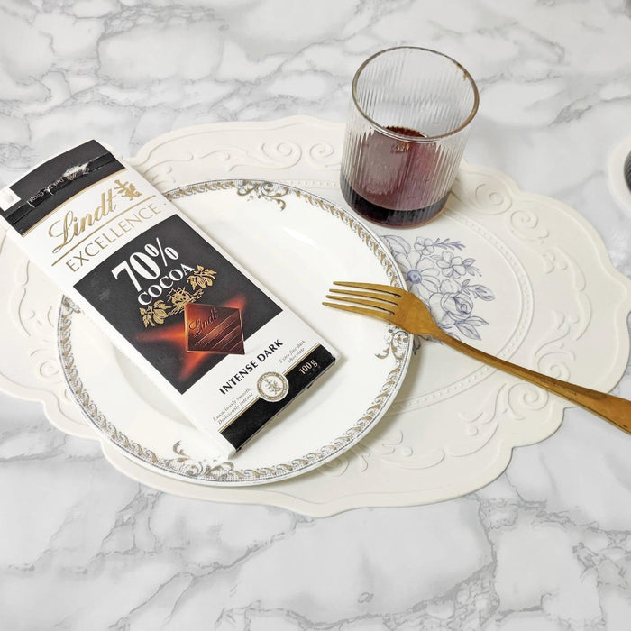 Elegant Retro Silicone Dining Mat for Stylish Table Settings
