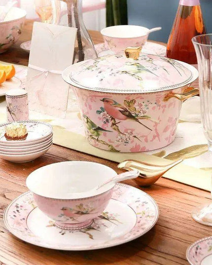 Charming Pink Bone Porcelain Dining Set: 30-Piece Complete Tableware Collection with Bowls, Plates, and Chopsticks