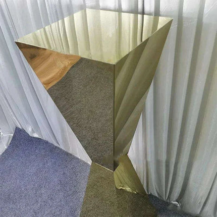 Chic Stainless Steel Floral Display Stands - Essential Decor for Any Event