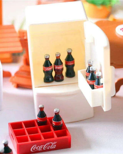 Elegant 1:12 Scale Miniature Drink Serving Trays for Dollhouse Sophistication