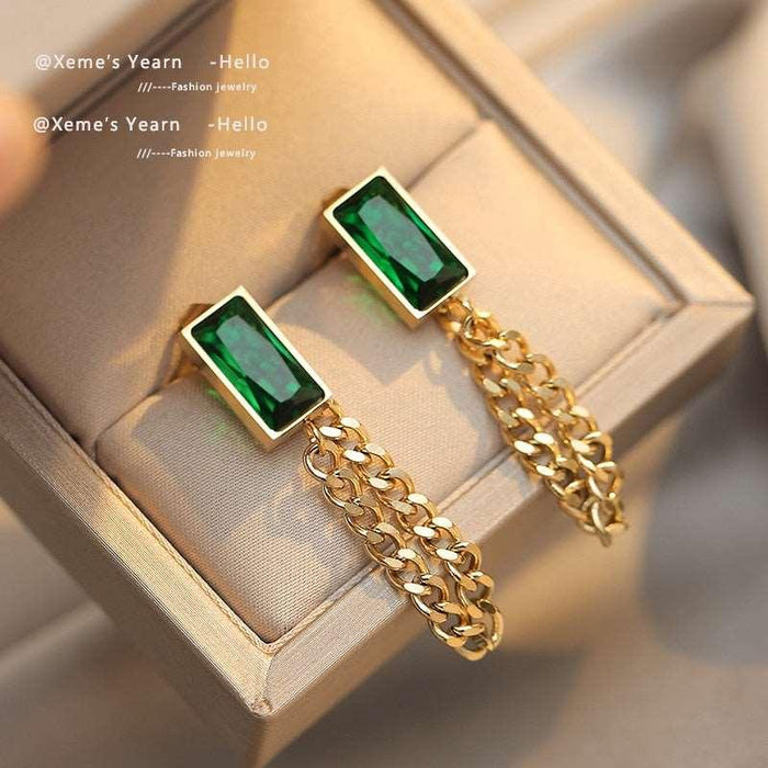 Emerald Green Crystal Geometric Rectangle Necklace - Elevate Your Style
