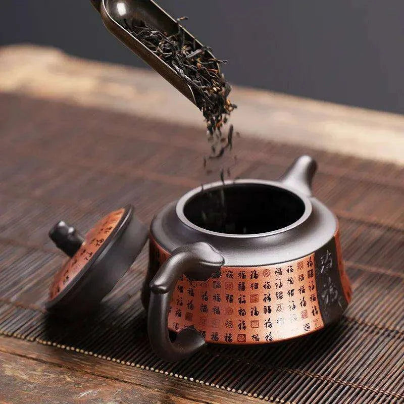 Elegant Purple Clay Tea Infuser Teapot - Ideal for Cozy Tea Gatherings