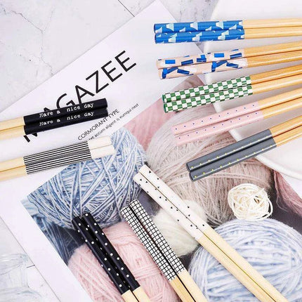 Eco-Friendly Bamboo Chopsticks Set - 5 Pairs for Sushi and Asian Delicacies