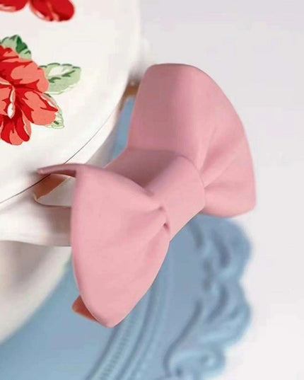 Charming Tiny Bow-Designed Heat-Resistant Silicone Oven Mitts - Set of 2 Mini Pot Holders for Safe Cooking