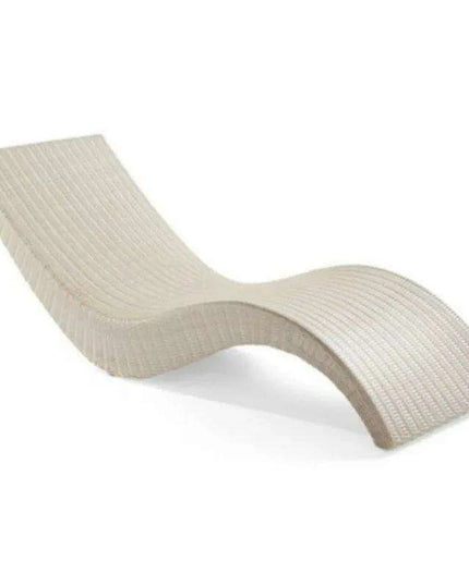 Premium Foldable Rattan Outdoor Sun Lounger for Ultimate Relaxation