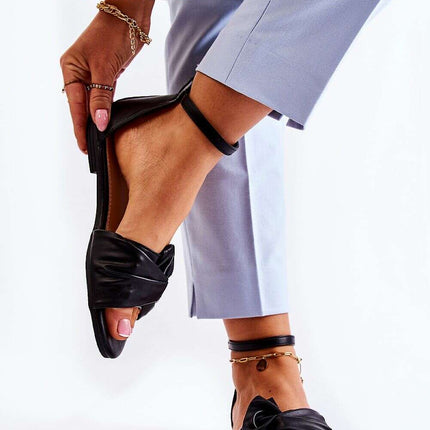 Sandals model 181755 - Très Elite