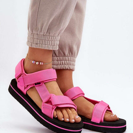 Sandals model 193954 - Très Elite